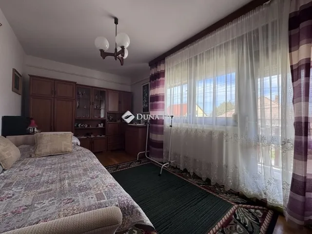 Eladó ház Pogány 200 nm