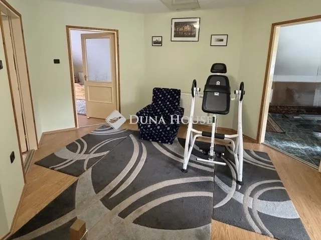 Eladó ház Kozármisleny 240 nm