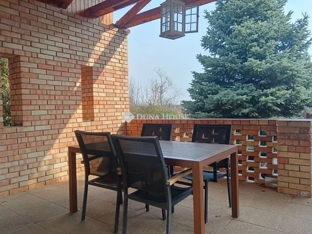 Eladó ház Pécs 140 nm