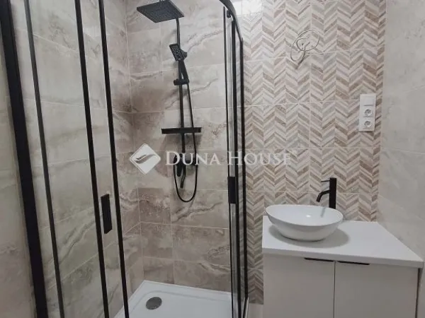 Eladó lakás Pécs 61 nm