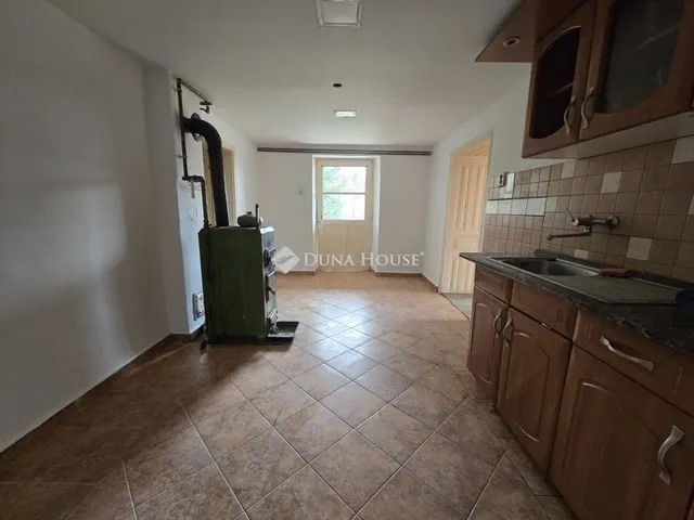 Eladó ház Mecsekpölöske 65 nm