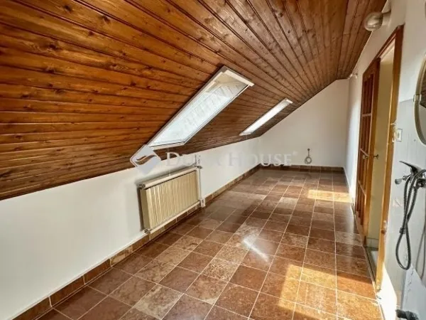 Eladó ház Siklós 270 nm