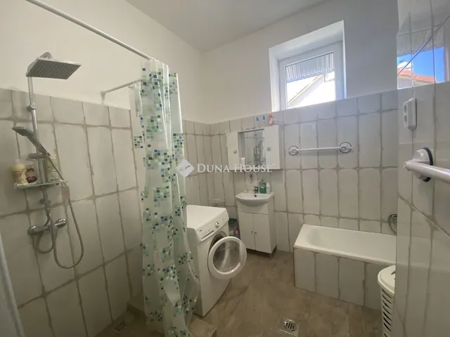 Eladó ház Bóly 200 nm