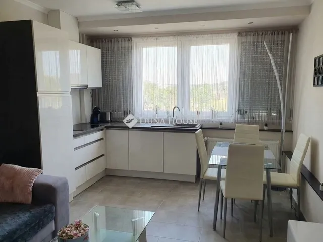 Eladó lakás Pécs 57 nm