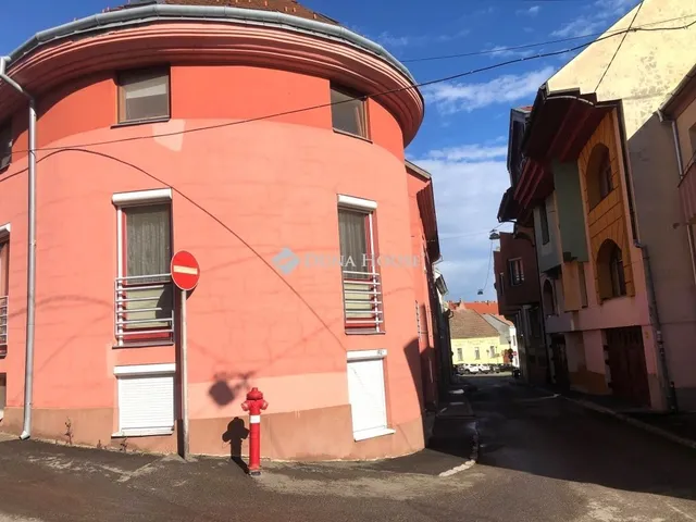 Eladó lakás Pécs 41 nm