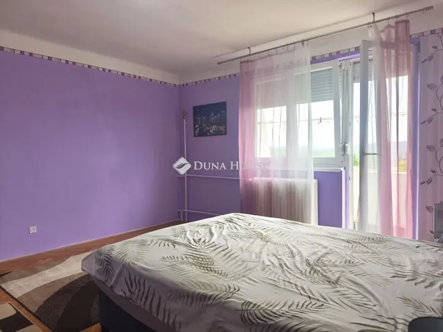 Eladó lakás Komló 41 nm
