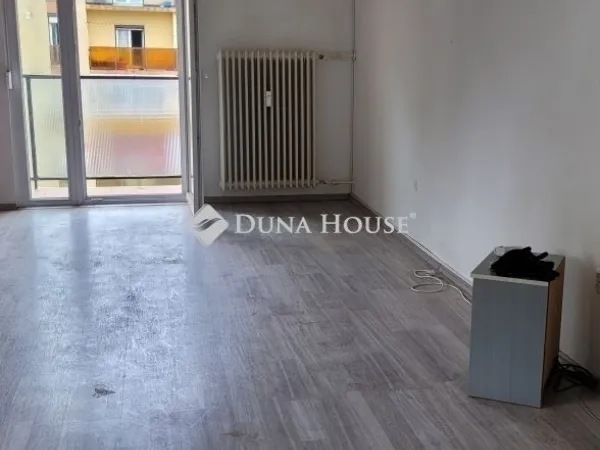 Eladó lakás Pécs 53 nm