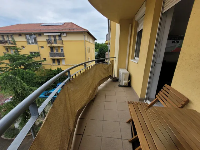 Eladó lakás Pécs, Kertváros 56 nm