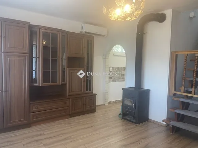 Eladó nyaraló Bár 60 nm