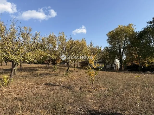 Eladó telek Hosszúhetény 4152 nm