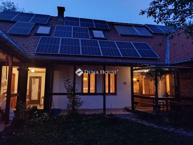Eladó ház Hosszúhetény 285 nm