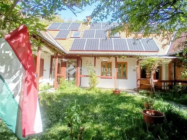 Eladó ház Hosszúhetény 285 nm