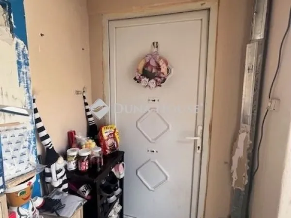 Eladó lakás Pécs 28 nm
