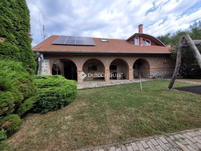 Eladó ház Abaliget 210 nm
