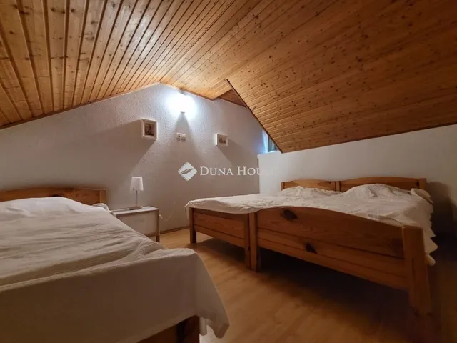 Eladó ház Abaliget 210 nm