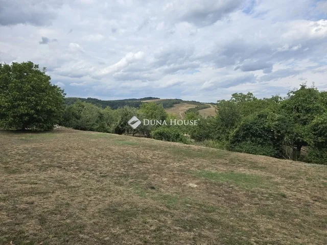 Eladó ház Komló 129 nm