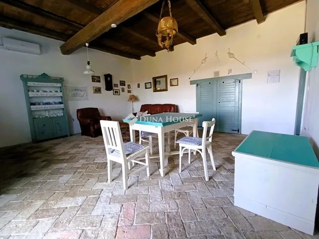 Eladó nyaraló Majs 50 nm