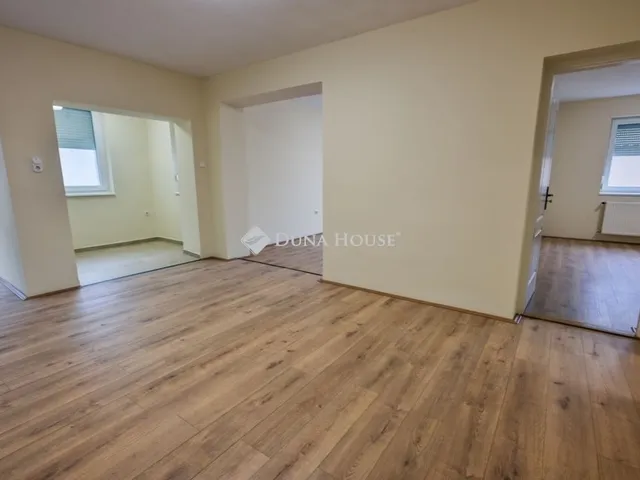 Eladó ház Siklós 105 nm