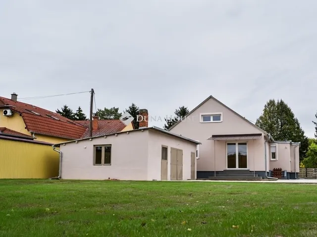 Eladó ház Siklós 105 nm