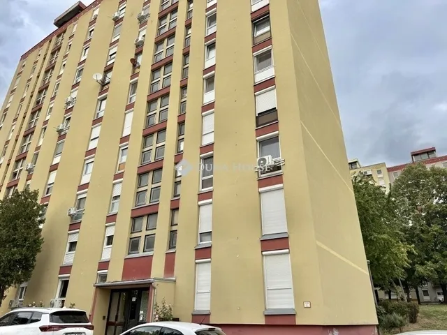 Eladó lakás Pécs 63 nm
