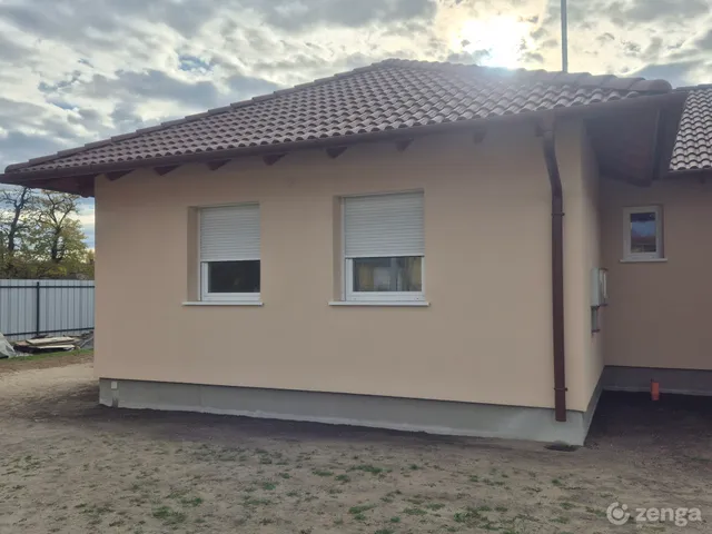 Eladó ház Bugyi 114 nm