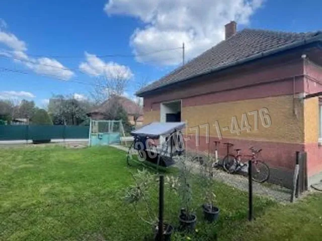 Eladó ház Budapest XXI. kerület, Királyerdő 130 nm