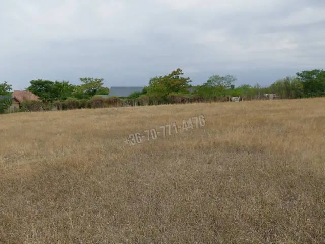 Eladó telek Ercsi, Csokonai utca 8496 nm
