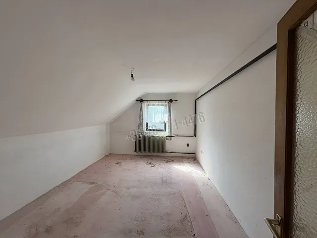 Eladó ház Gyúró 125 nm