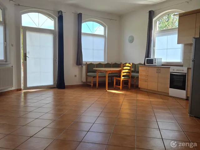 Kiadó lakás Dunakeszi 40 nm