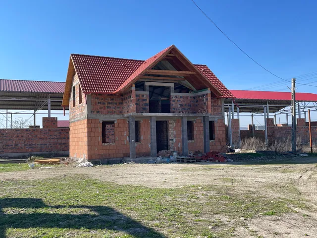 Eladó kereskedelmi és ipari ingatlan Miskolc, Bogáncs utca 1037 nm