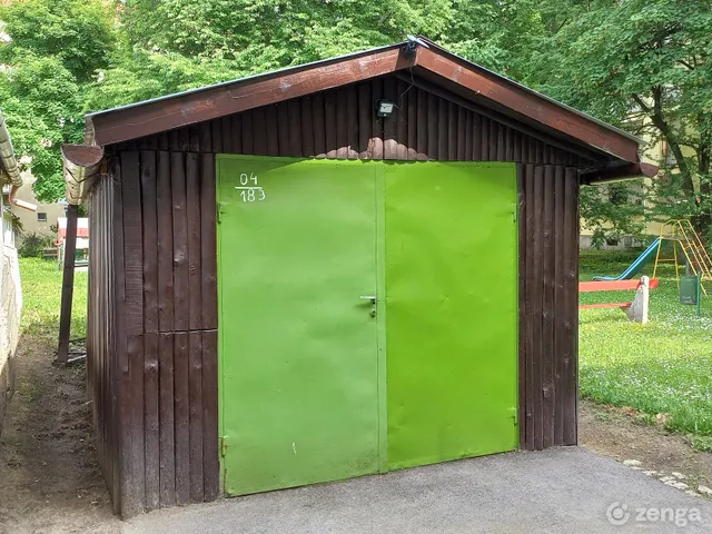Kiadó garázs Miskolc, Diósgyőr 14 nm