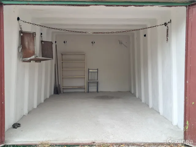 Eladó garázs Miskolc, Belváros 18 nm