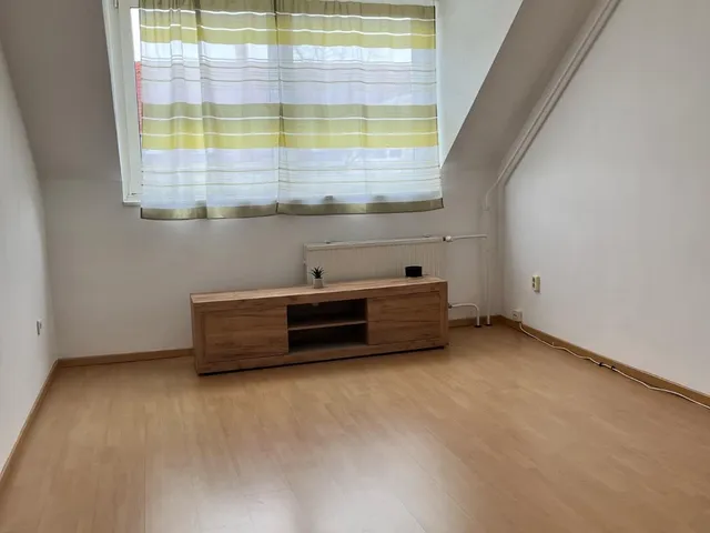 Eladó lakás Győr, Szabadhegy 75 nm