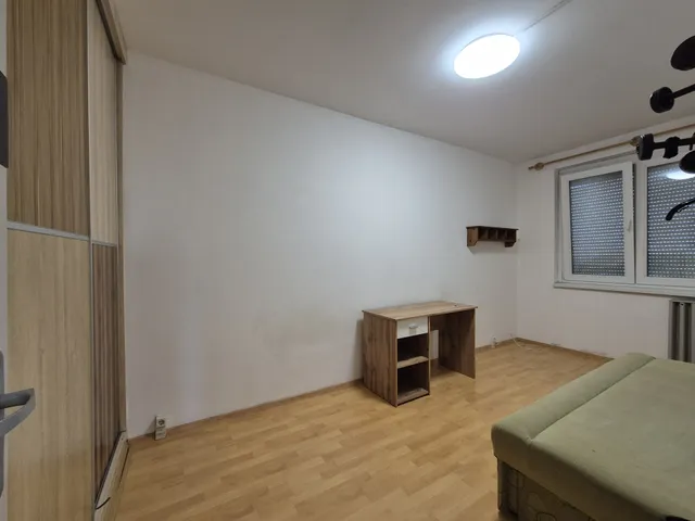 Eladó lakás Győr, Adyváros 49 nm