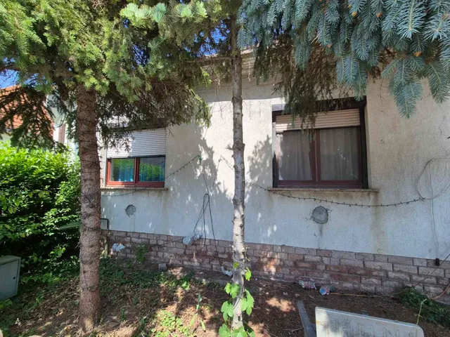 Eladó ház Nyúl 110 nm