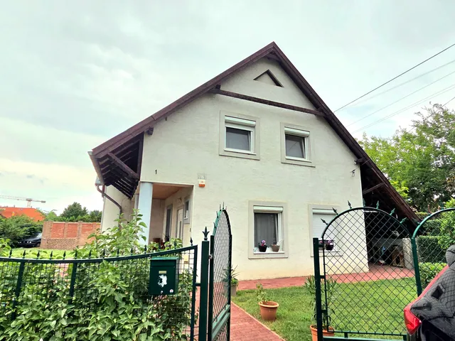 Eladó ház Sződliget 170 nm