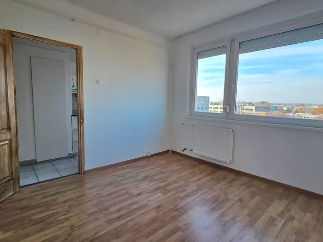 Eladó lakás Tatabánya, Bánhida 53 nm