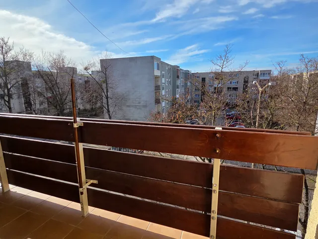 Eladó lakás Tatabánya, Dózsakert 52 nm