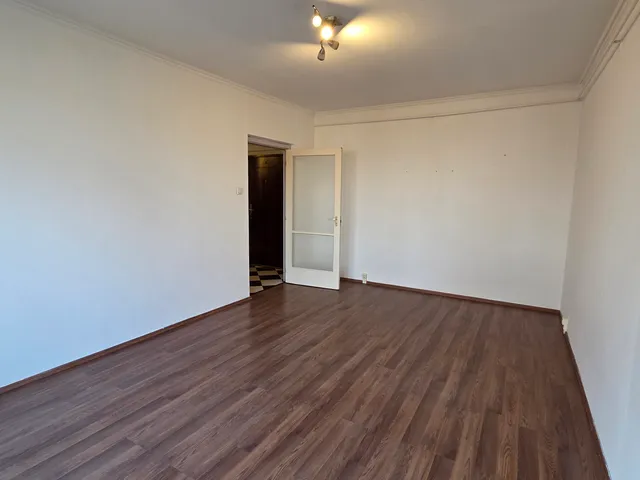 Eladó lakás Tatabánya, Bánhidai lakótelep 49 nm