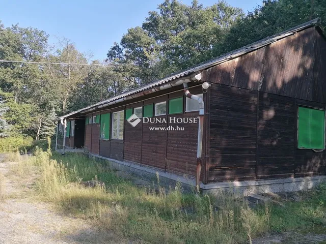 Eladó telek Mogyoród 15600 nm