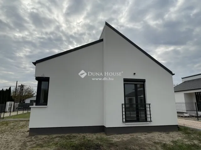 Eladó ház Nagykáta 100 nm
