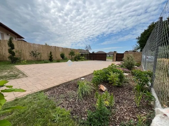 Eladó ház Vácrátót 77 nm