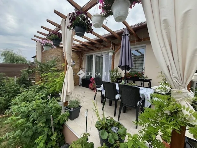 Eladó ház Vácrátót 77 nm