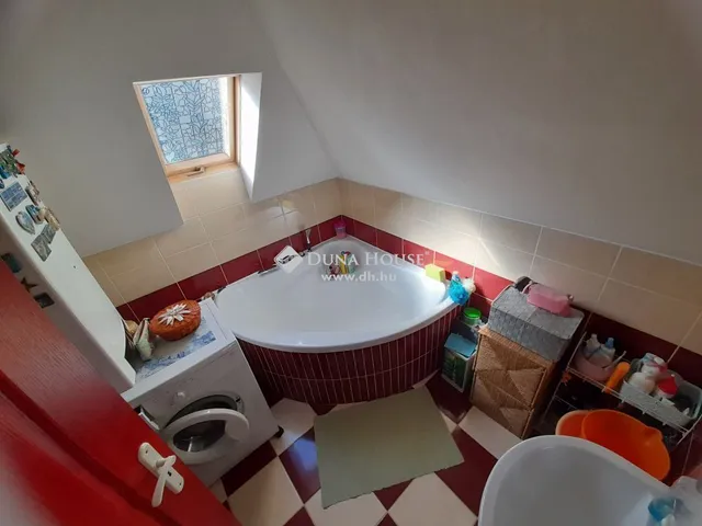 Eladó ház Gödöllő 99 nm