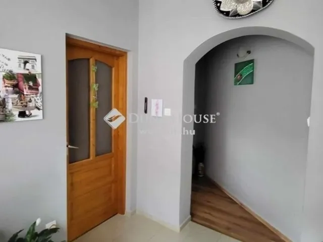 Eladó ház Vácegres 166 nm