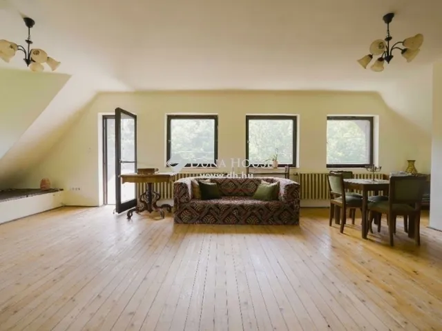 Eladó ház Gödöllő 322 nm