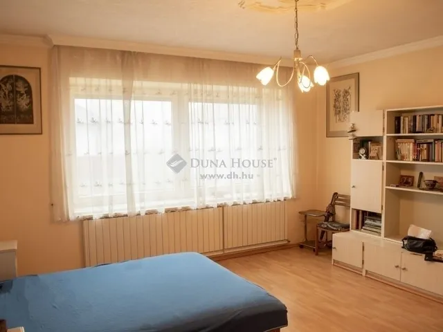 Eladó ház Dány 122 nm