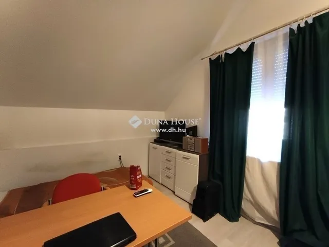 Eladó ház Erdőkertes 140 nm