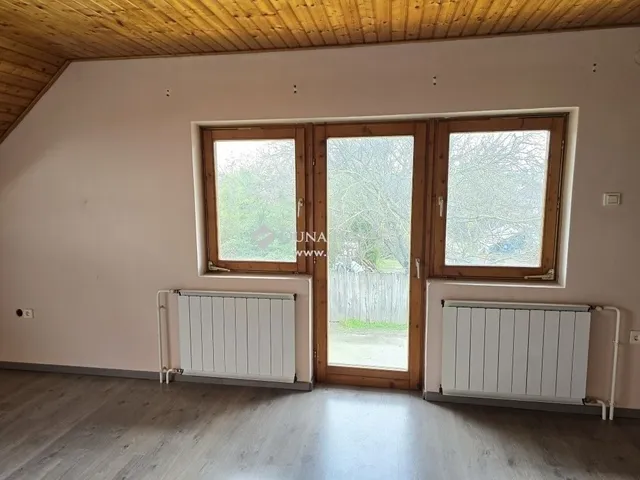 Eladó ház Vác 210 nm