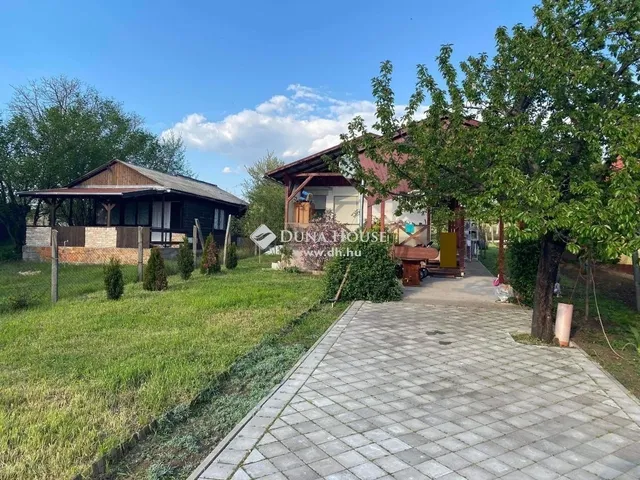 Eladó telek Palotás 840 nm